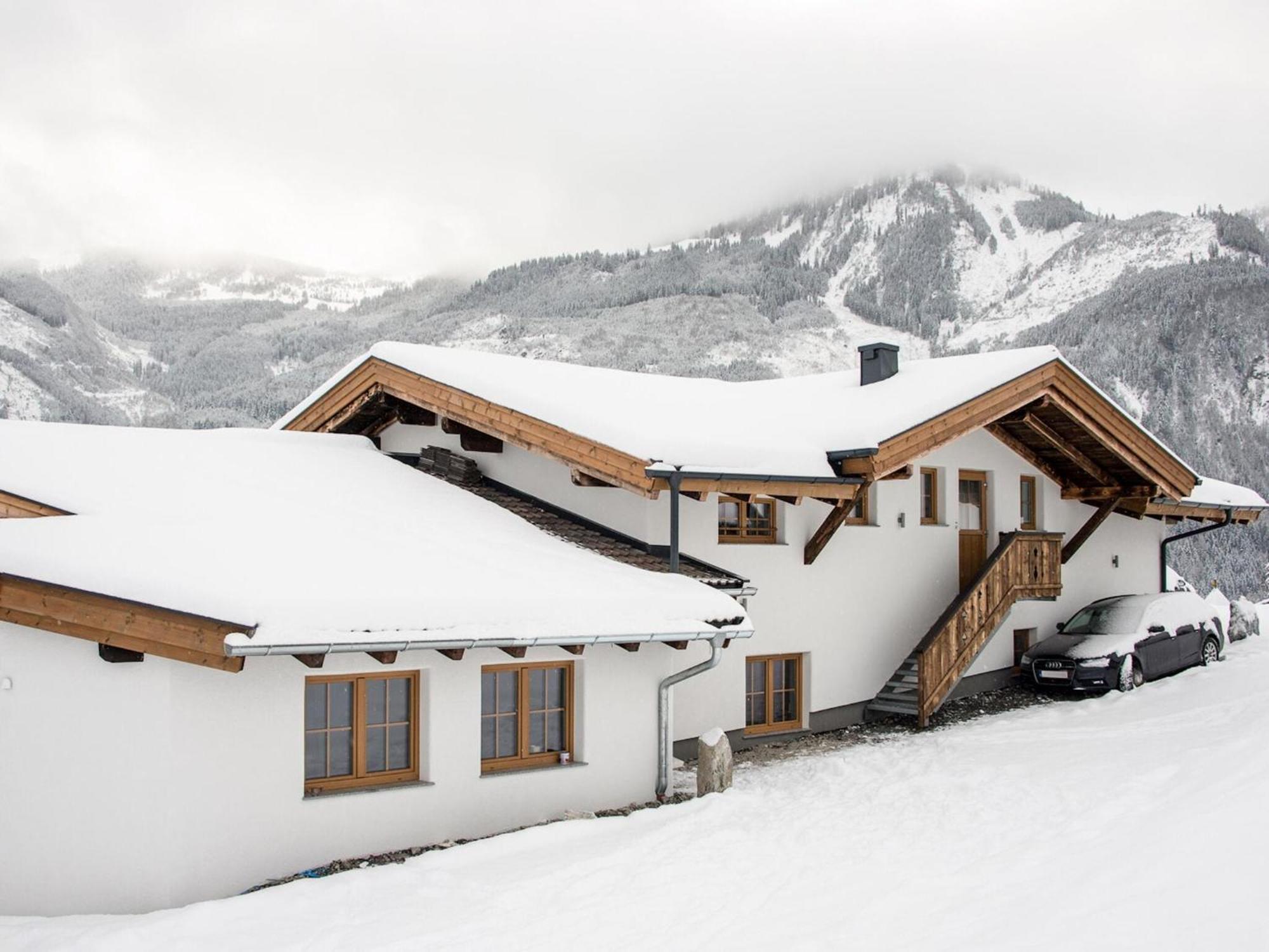 Modern Mansion in Kaprun near Ski Area Exteriör bild