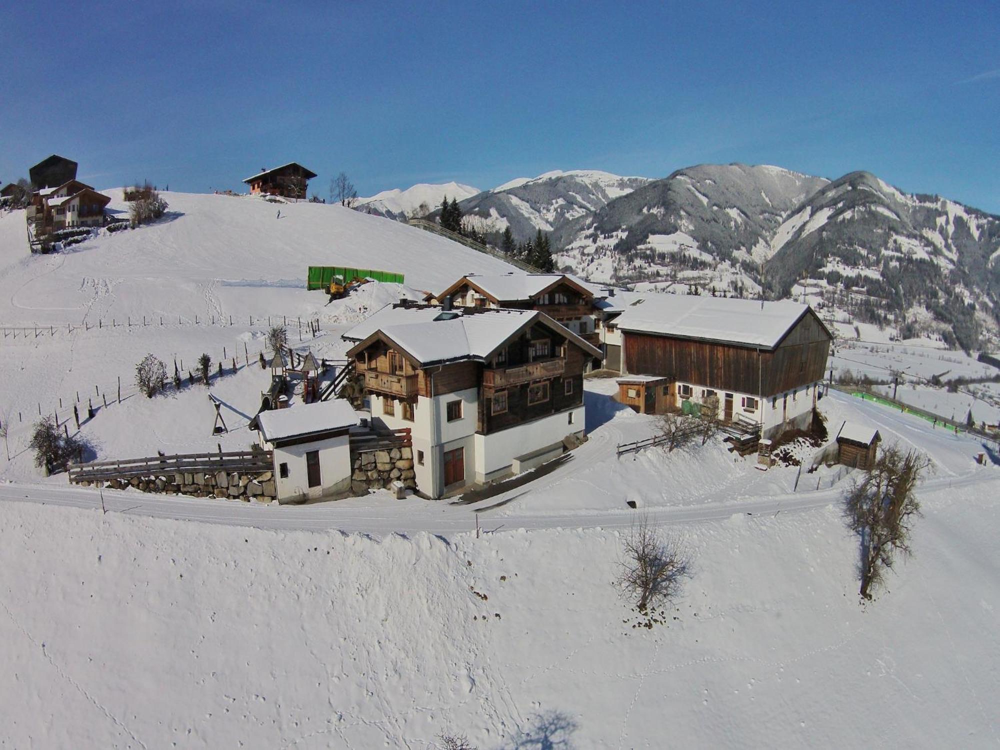 Modern Mansion in Kaprun near Ski Area Exteriör bild
